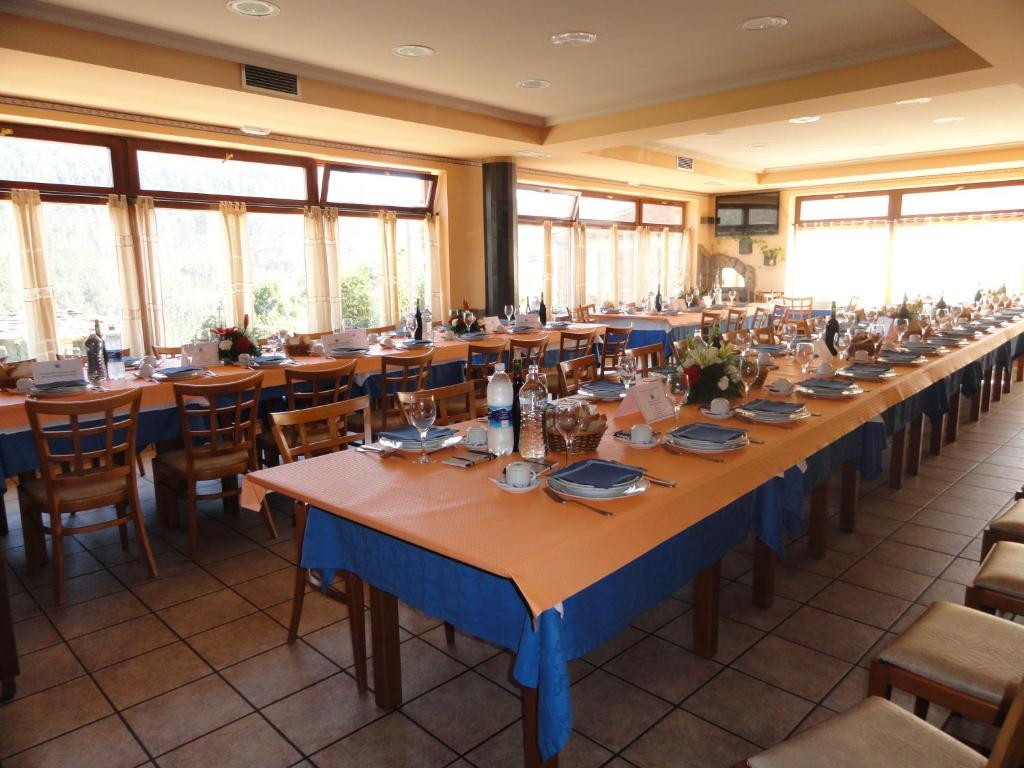 Hotel Restaurante Casa Petronila Taramundi Exterior photo